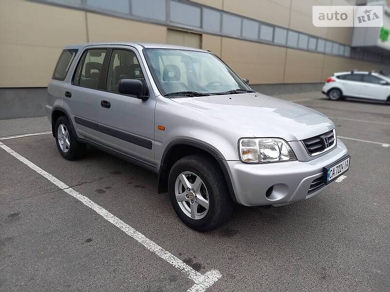 Внедорожник / Кроссовер Honda CR-V 2001 в Черкассах