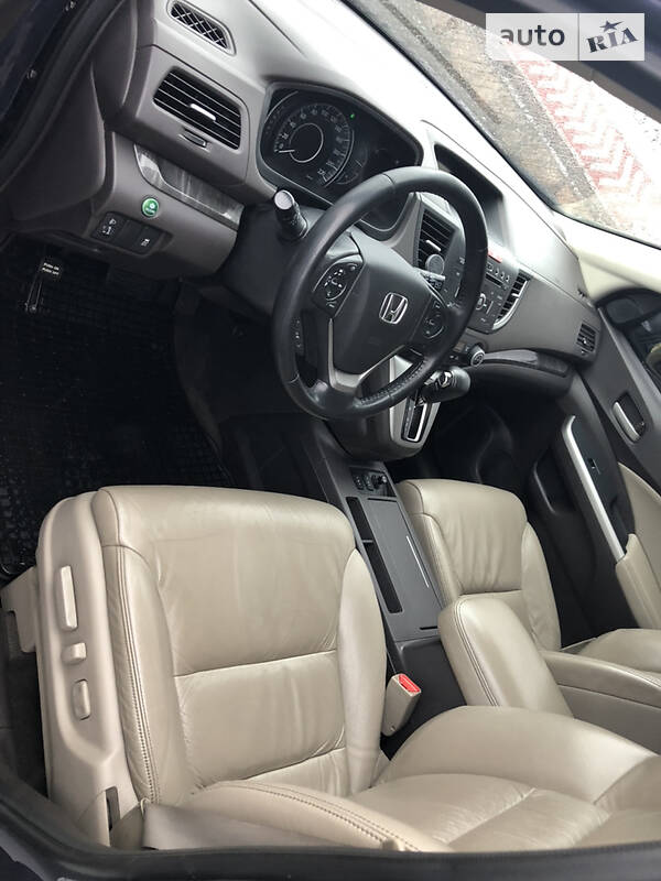 Внедорожник / Кроссовер Honda CR-V 2013 в Киеве