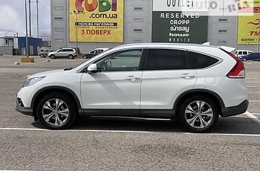 Внедорожник / Кроссовер Honda CR-V 2014 в Черновцах