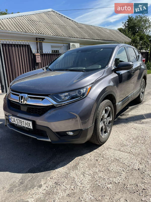 Позашляховик / Кросовер Honda CR-V 2017 в 
