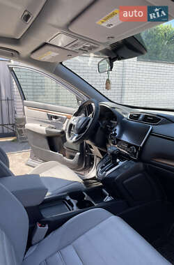 Позашляховик / Кросовер Honda CR-V 2017 в 