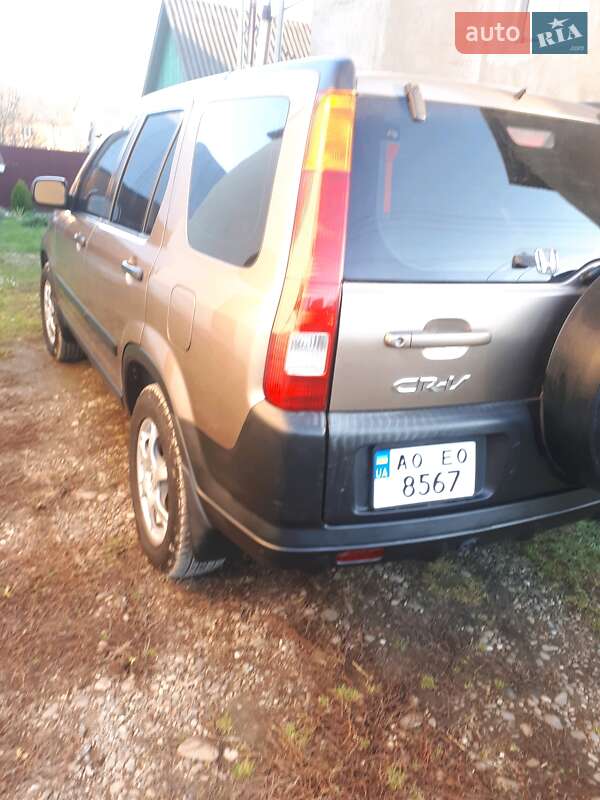Внедорожник / Кроссовер Honda CR-V 2003 в Хусте