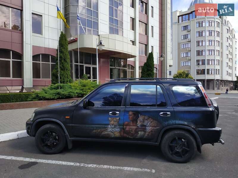 Внедорожник / Кроссовер Honda CR-V 2001 в Николаеве