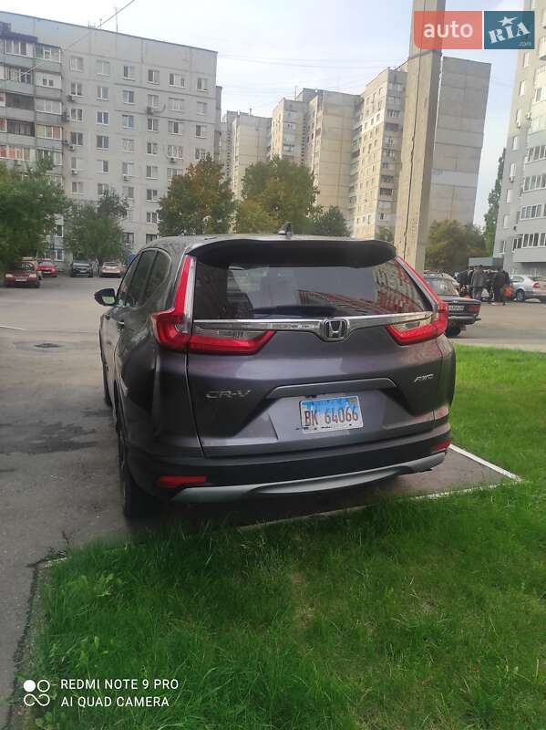 Позашляховик / Кросовер Honda CR-V 2017 в Харкові
