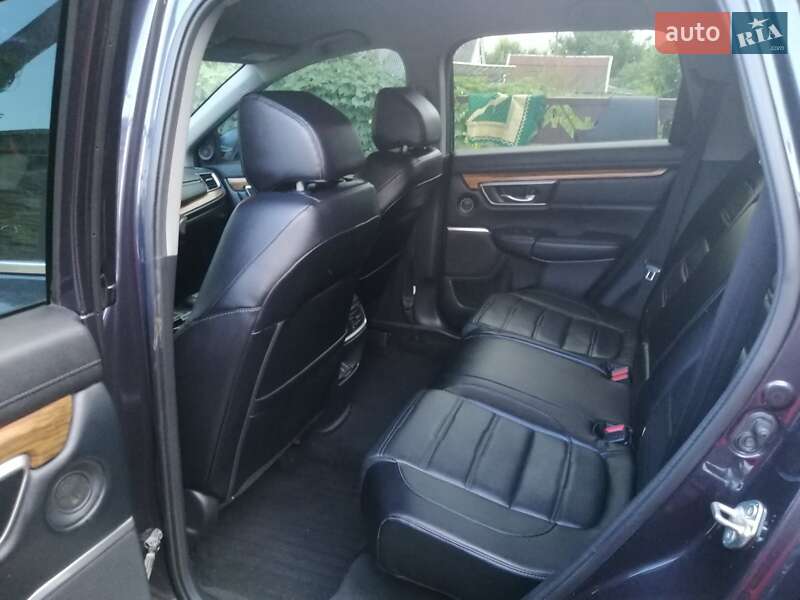 Позашляховик / Кросовер Honda CR-V 2017 в Дніпрі