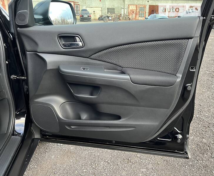 Внедорожник / Кроссовер Honda CR-V 2015 в Гнивани