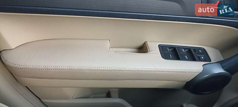 Внедорожник / Кроссовер Honda CR-V 2012 в Любомле