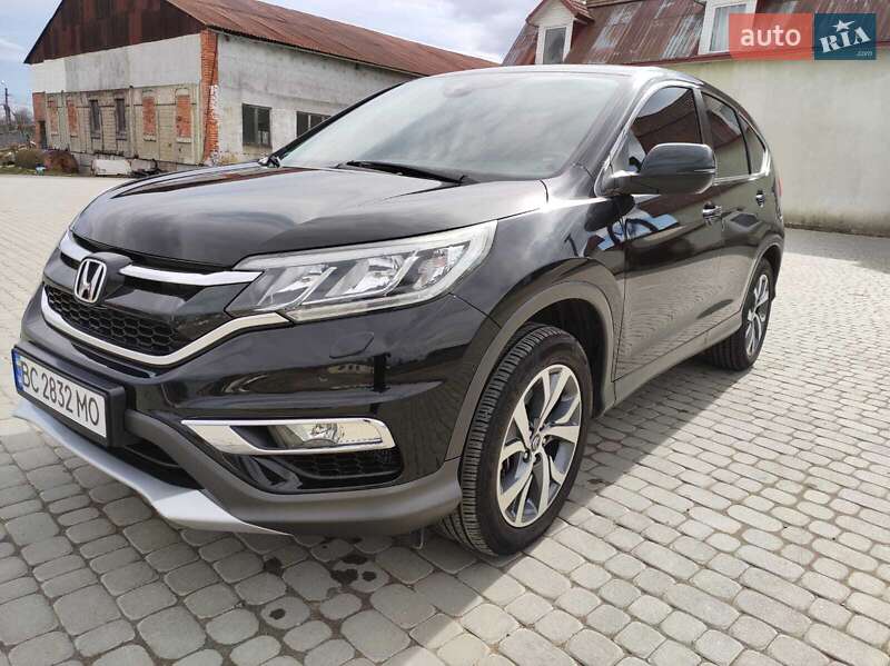 Внедорожник / Кроссовер Honda CR-V 2015 в Дрогобыче