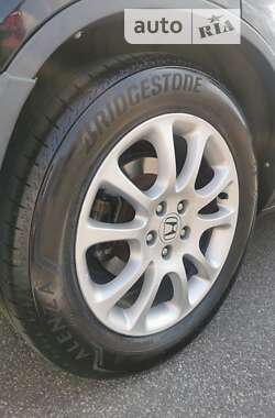 Внедорожник / Кроссовер Honda CR-V 2008 в 