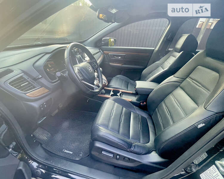 Внедорожник / Кроссовер Honda CR-V 2018 в Виннице