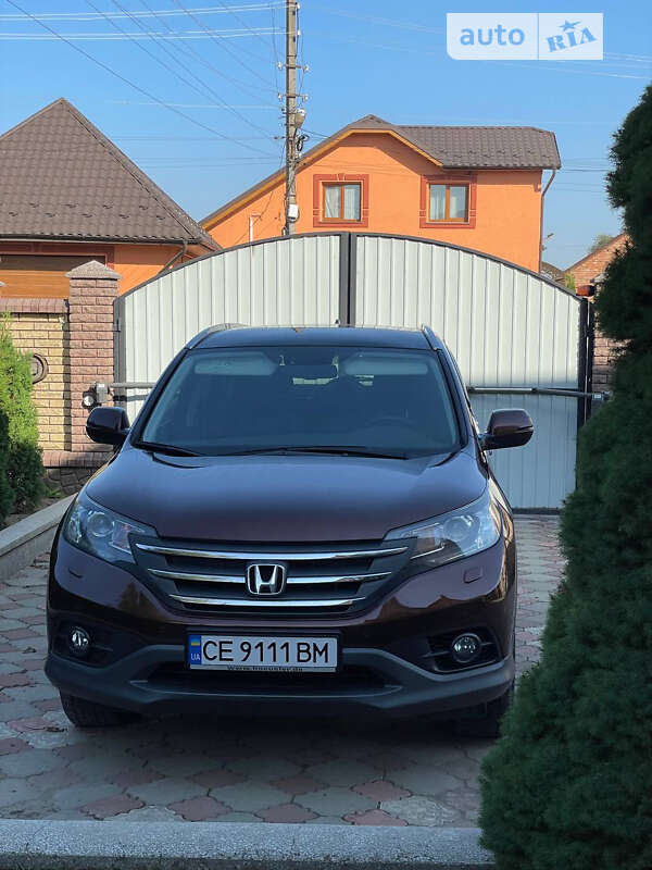 Внедорожник / Кроссовер Honda CR-V 2014 в Черновцах