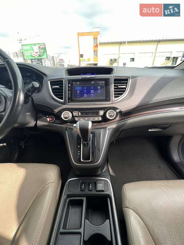 Внедорожник / Кроссовер Honda CR-V 2016 в Киеве