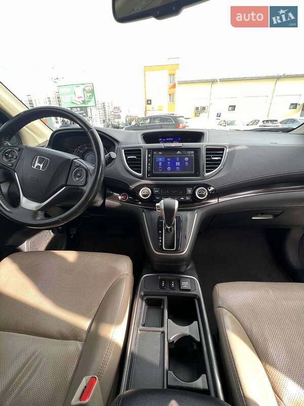 Внедорожник / Кроссовер Honda CR-V 2016 в Киеве