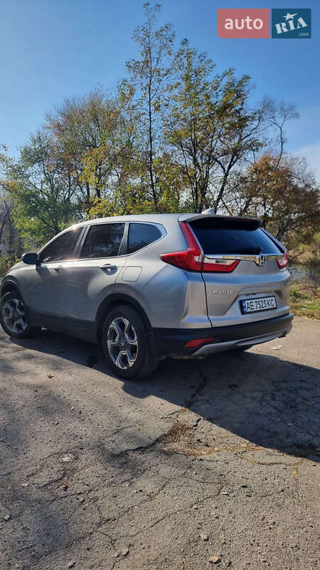 Внедорожник / Кроссовер Honda CR-V 2017 в Кривом Роге