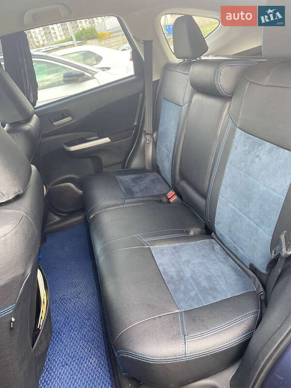 Внедорожник / Кроссовер Honda CR-V 2013 в Киеве