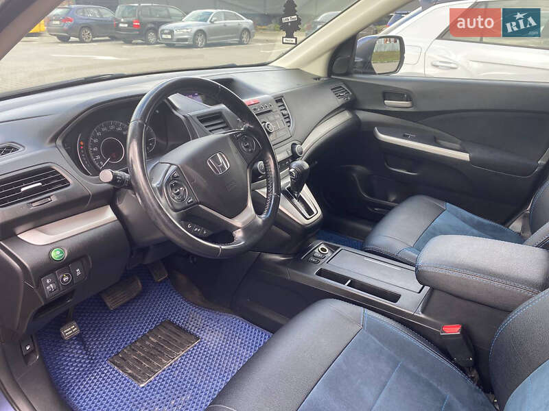 Внедорожник / Кроссовер Honda CR-V 2013 в Киеве