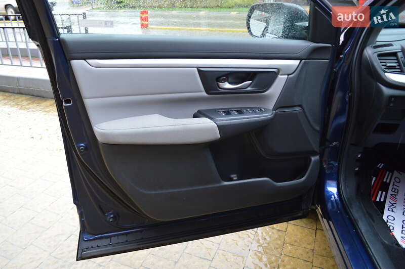 Внедорожник / Кроссовер Honda CR-V 2019 в Львове