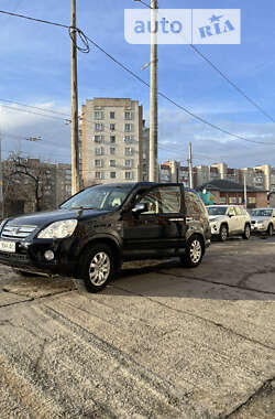 Позашляховик / Кросовер Honda CR-V 2005 в Івано-Франківську