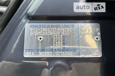 Позашляховик / Кросовер Honda CR-V 2010 в 