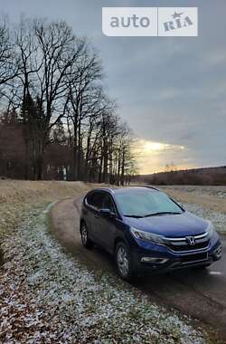 Внедорожник / Кроссовер Honda CR-V 2015 в Дрогобыче