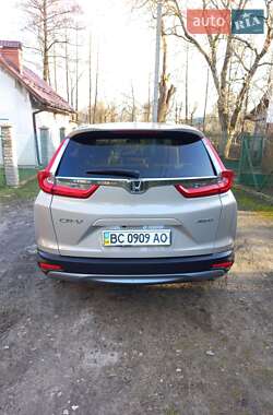 Внедорожник / Кроссовер Honda CR-V 2019 в 