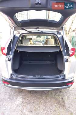 Внедорожник / Кроссовер Honda CR-V 2019 в 