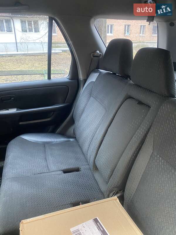 Позашляховик / Кросовер Honda CR-V 2004 в Полтаві фото 4 Позашляховик / Кросовер Honda CR-V 2004 в Полтаві