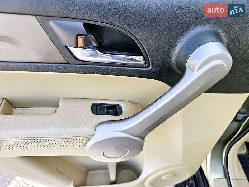 Внедорожник / Кроссовер Honda CR-V 2007 в Житомире фото 44 Внедорожник / Кроссовер Honda CR-V 2007 в Житомире