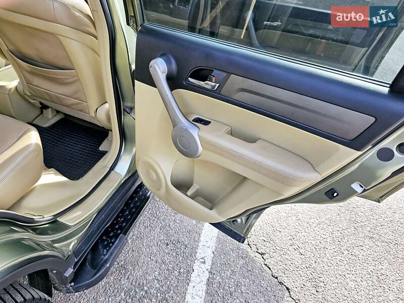 Внедорожник / Кроссовер Honda CR-V 2007 в Житомире фото 47 Внедорожник / Кроссовер Honda CR-V 2007 в Житомире
