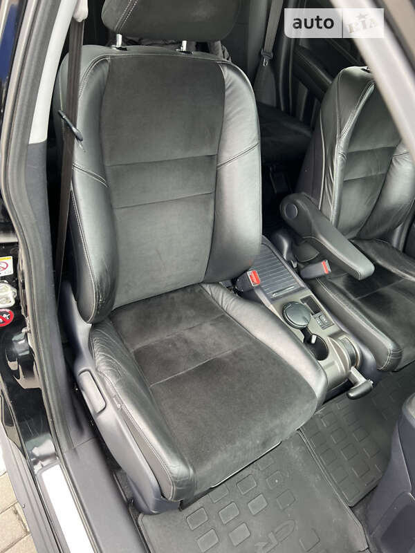 Внедорожник / Кроссовер Honda CR-V 2010 в Виннице