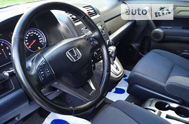 Внедорожник / Кроссовер Honda CR-V 2011 в Черновцах