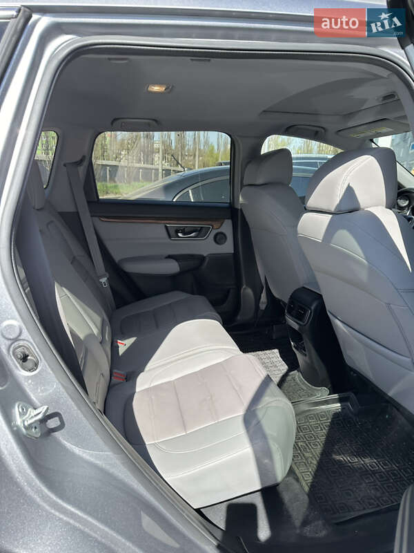 Позашляховик / Кросовер Honda CR-V 2020 в Києві