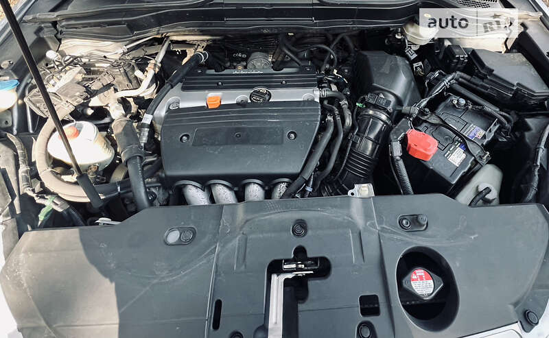 Внедорожник / Кроссовер Honda CR-V 2008 в Киеве