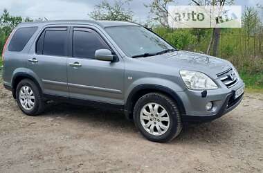 Внедорожник / Кроссовер Honda CR-V 2005 в Хусте