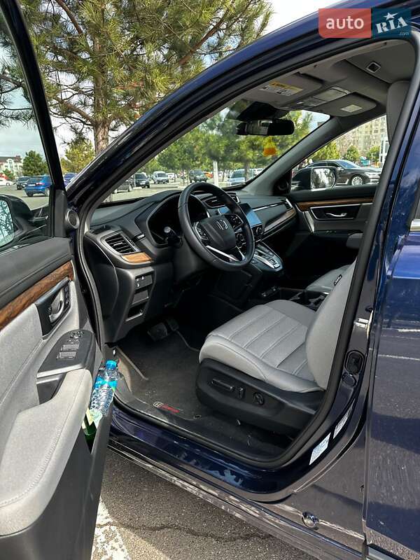 Внедорожник / Кроссовер Honda CR-V 2020 в Одессе