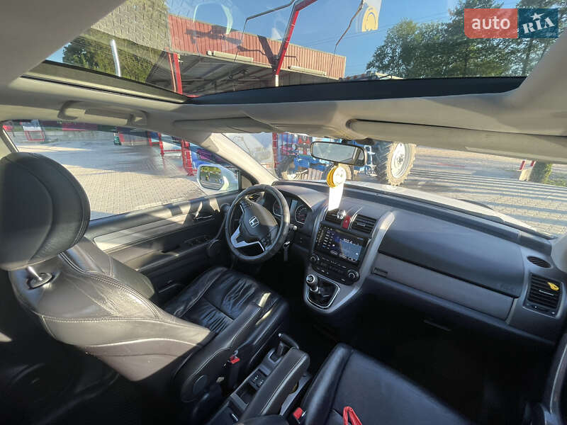 Позашляховик / Кросовер Honda CR-V 2008 в Чернівцях