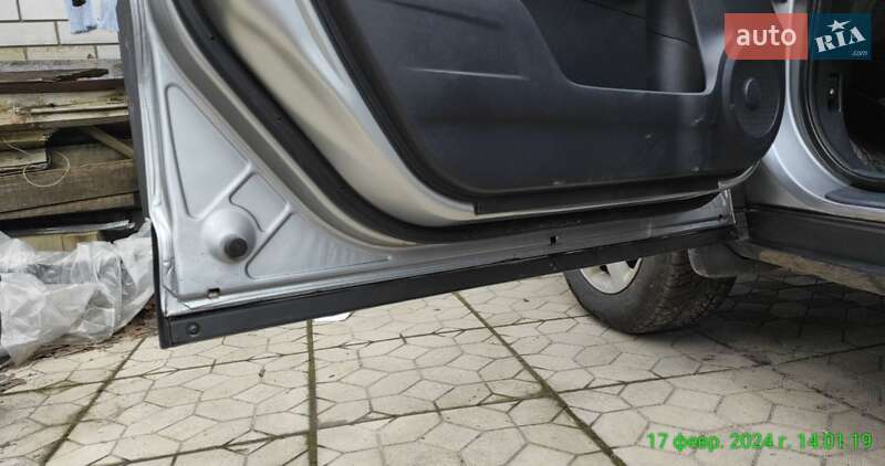 Внедорожник / Кроссовер Honda CR-V 2008 в Черкассах