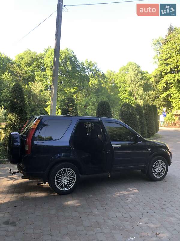 Позашляховик / Кросовер Honda CR-V 2004 в Трускавці