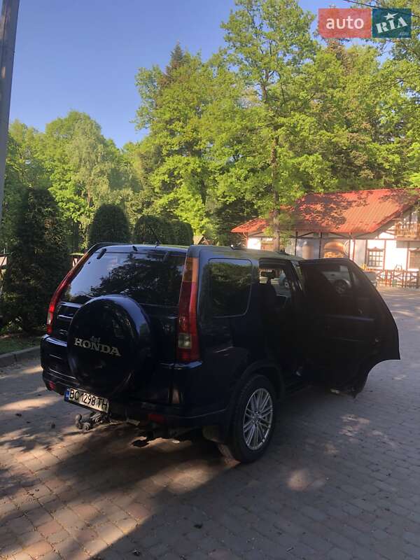 Позашляховик / Кросовер Honda CR-V 2004 в Трускавці