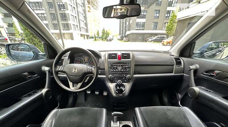 Внедорожник / Кроссовер Honda CR-V 2011 в Ивано-Франковске