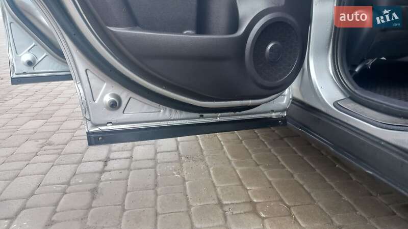 Внедорожник / Кроссовер Honda CR-V 2008 в Кропивницком
