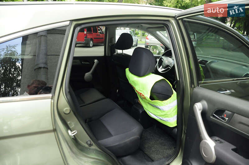 Внедорожник / Кроссовер Honda CR-V 2007 в Чернигове