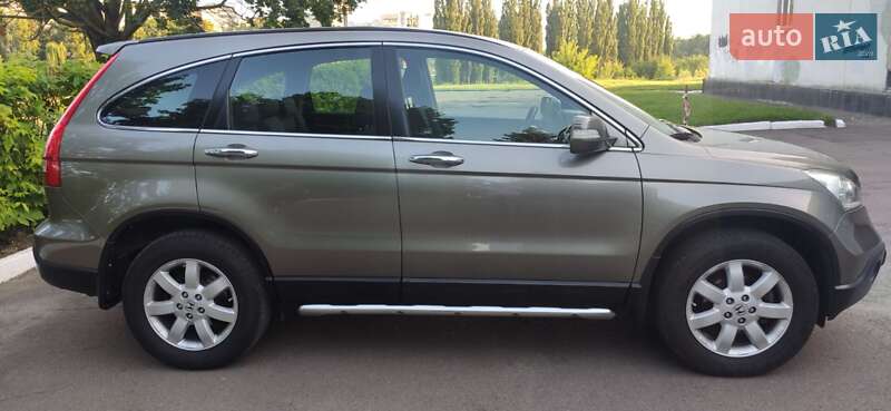 Внедорожник / Кроссовер Honda CR-V 2008 в Ровно