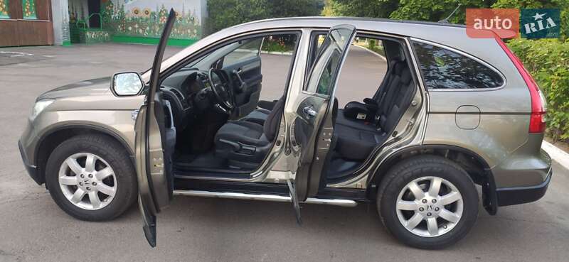 Внедорожник / Кроссовер Honda CR-V 2008 в Ровно