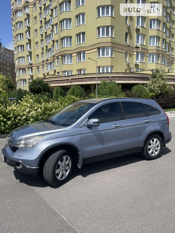 Внедорожник / Кроссовер Honda CR-V 2008 в Софиевской Борщаговке