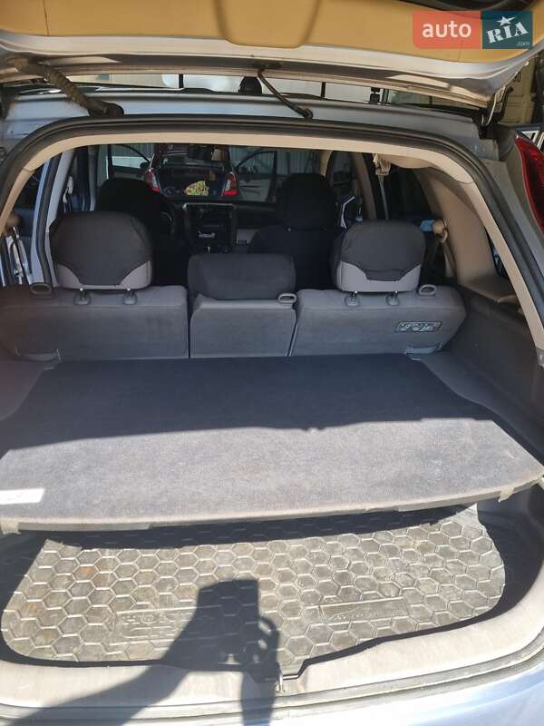 Позашляховик / Кросовер Honda CR-V 2011 в Києві