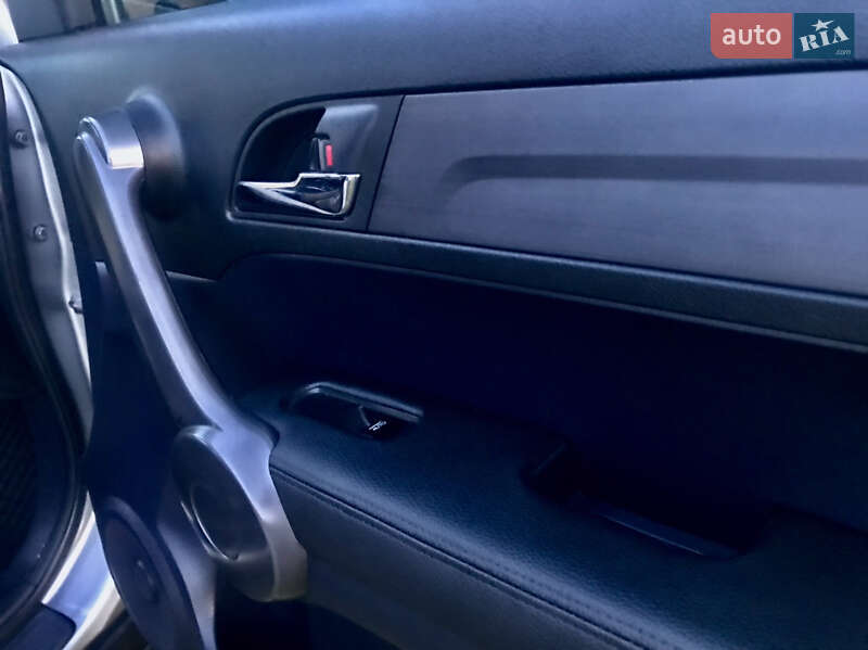 Позашляховик / Кросовер Honda CR-V 2008 в Стрию