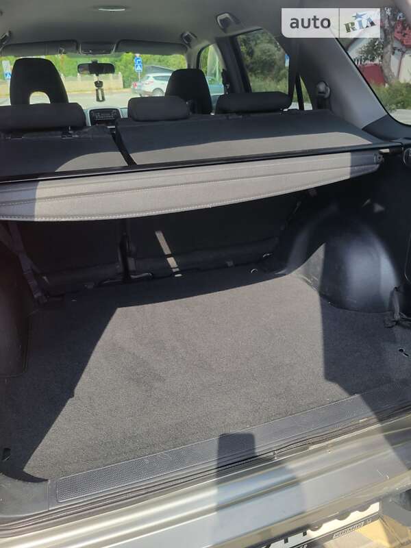 Позашляховик / Кросовер Honda CR-V 2005 в Збаражі фото 10 Позашляховик / Кросовер Honda CR-V 2005 в Збаражі