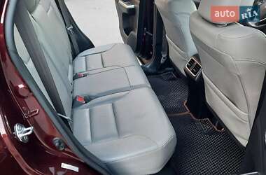 Внедорожник / Кроссовер Honda CR-V 2015 в 