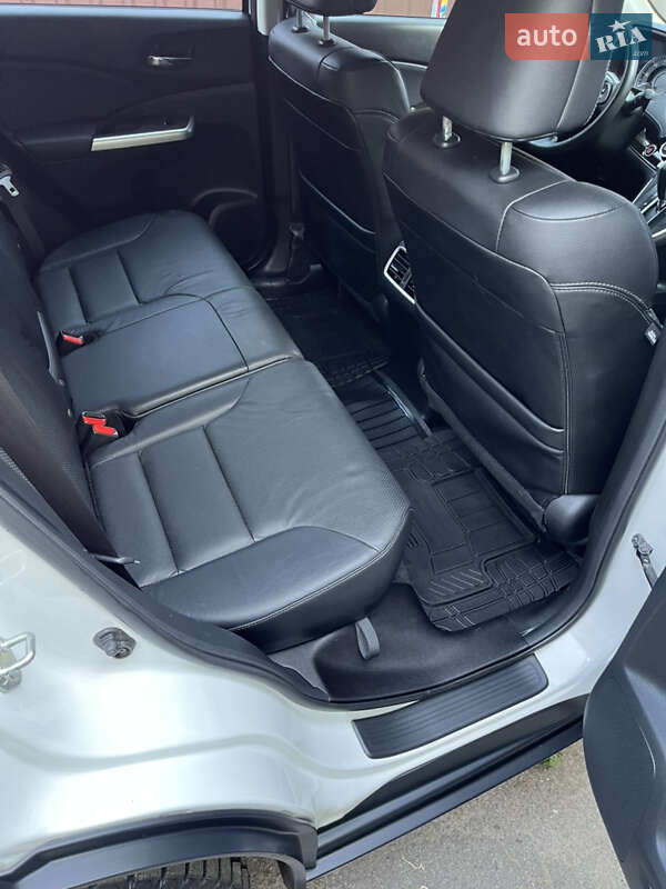 Позашляховик / Кросовер Honda CR-V 2016 в Вінниці